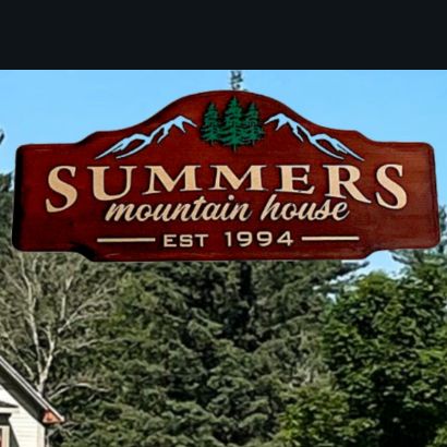 Summers Mountain House - Family Farmhouse Airbnb Accommodations